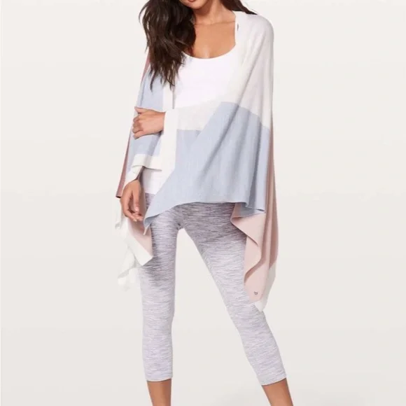 Lululemon Hatha Wrap - Picture 6 of 6